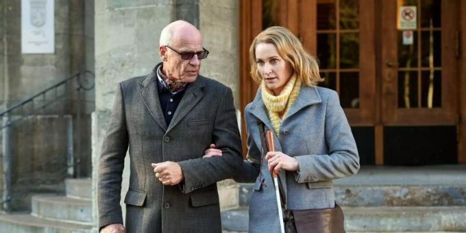 Die blinde Anwältin Romy Heiland (Christina Athenstädt) wird von ihrem Vater (Rüdiger Kuhlbrodt) in einem Fall unterstützt. Foto: ARD/Reiner Bajo/dpa Die blinde Anwältin Romy Heiland (Christina Athenstädt) wird von ihrem Vater (Rüdiger Kuhlbrodt) in einem Fall unterstützt. Foto: ARD/Reiner Bajo/dpa