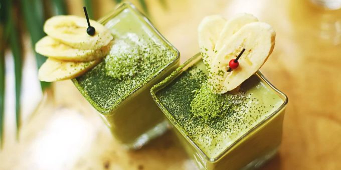 Green Smoothie mit Bananen. Green Smoothie