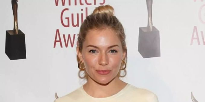 Sienna Miller. Sienna Miller