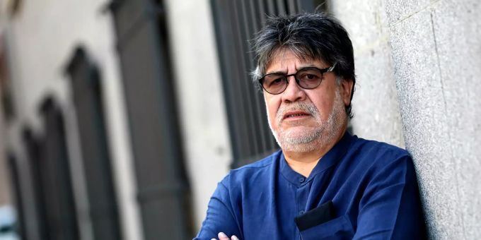 Der chilenische Schriftsteller Luis Sepulveda während eines Interviews. Der Autor, der vor den Militärs aus seiner Heimat floh, Seite an Seite mit Guerilleros in Mittelamerika kämpfte und tief in die Kultur der indigenen Shuar im Amazonasgebiet eintauchte, ist am 16.04.2020 an Covid-19 gestorben. Luis Sepúlveda