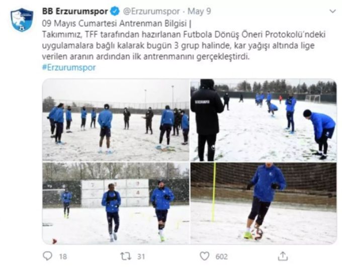 Die Spieler von BB Erzurumspor kämpfen mit dem Schnee. BB Erzurumspor