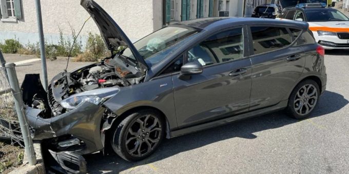 Semsales FR: Zwei verletzte Personen nach einem Unfall. Semsales FR