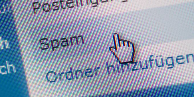 Immer öfter versuchen Anbieter von Nahrungsergänzungsmitteln mit übertriebenen Wirkungsbehauptungen und falschen Angaben potenzielle Käufer zu täuschen. Immer öfter versuchen Anbieter von Nahrungsergänzungsmitteln mit übertriebenen Wirkungsbehauptungen und falschen Angaben potenzielle Käufer zu täuschen.