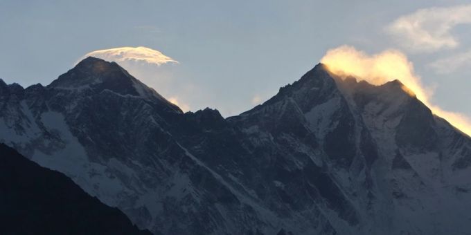 Zwei Bergsteiger, ein 48-jähriger Rumäne und ein 39-jähriger Inder, starben am Lhotse im Himalaja. (Archivbild) Himalaya