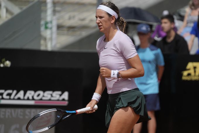 Victoria Asarenka ballt im Spiel gegen Viktorija Golubic die Faust. Viktorija Golubic