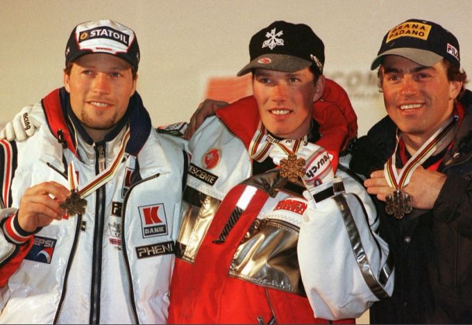 1997 wird Bruno Kernen (Mitte) Abfahrts-Weltmeister in Sestriere. Bruno Kernen