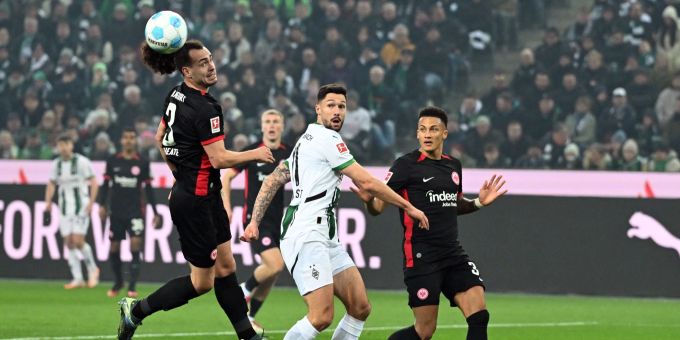Borussia Mönchengladbach und Eintracht Frankfurt trennen sich in der deutschen Bundesliga mit einem 1:1-Remis. Borussia Mönchengladbach Frankfurt Bundesliga