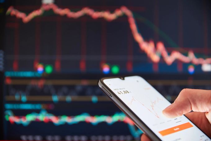 Die Wall Street zeigt sich volatil mit starken Schwankungen bei Einzelaktien und Branchen. (Symbolbild) Die Wall Street