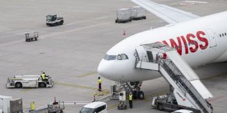 Wegen Bise - Ausfälle und Verspätungen am Flughafen Zürich