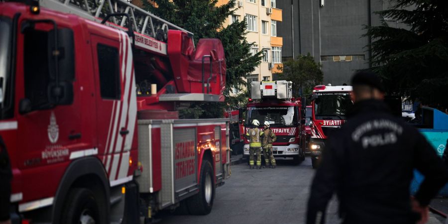 Bei dem Wohnungsbrand in Ankara ist auch ein Säugling gestorben. (Symbolbild)