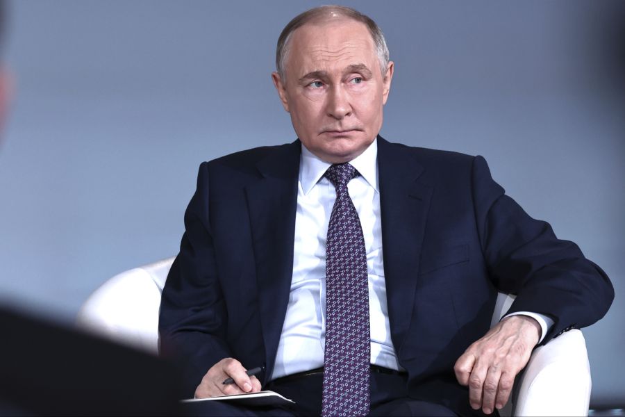 Oft werden demnach die Narrative von Wladimir Putin und dem Kreml aufgegriffen.