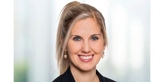 Frau Porträtfoto blond