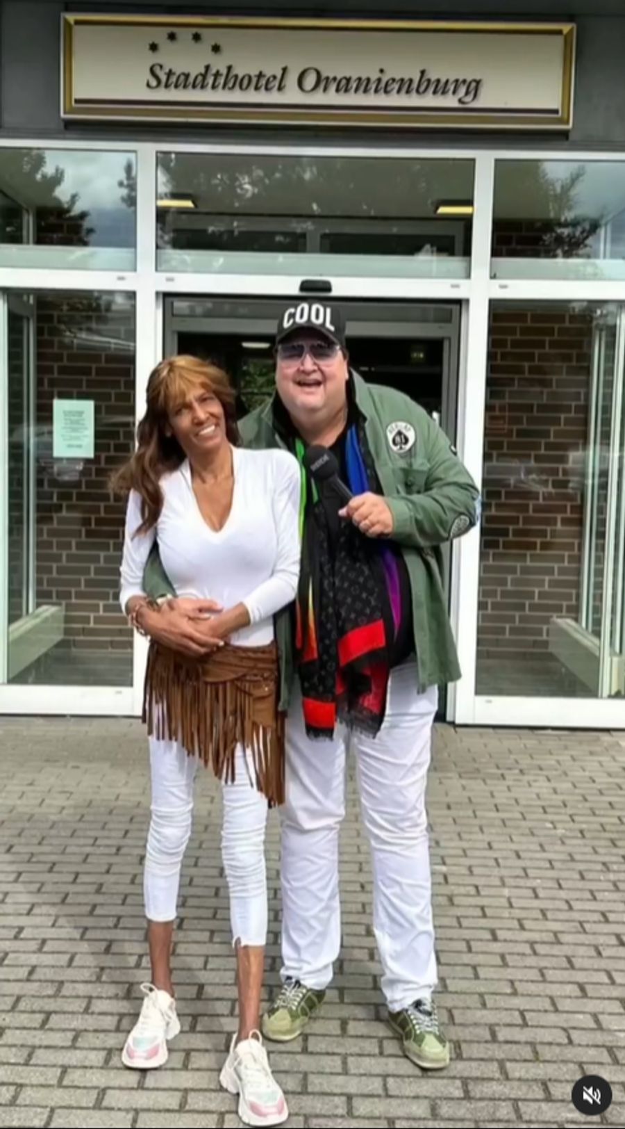 Naddel habe ihm ihre Instagram-Zugangsdaten anvertraut.