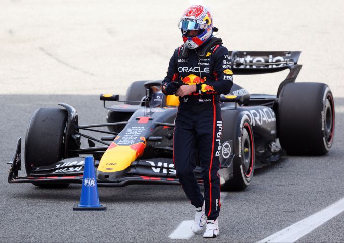 Max Verstappen wird bei Red Bull keine wesentlichen neuen Teile mehr erhalten. Max Verstappen Red Bull