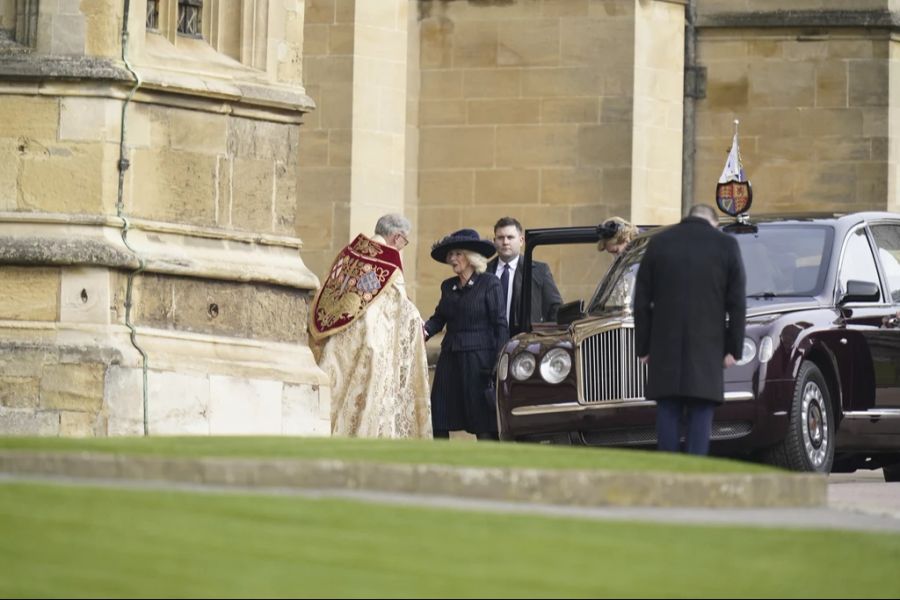 Camilla am 27. Februar auf dem Weg zum Gedenkgottesdienst. Prinz William, King Charles und Prinzessin Kate fehlten.