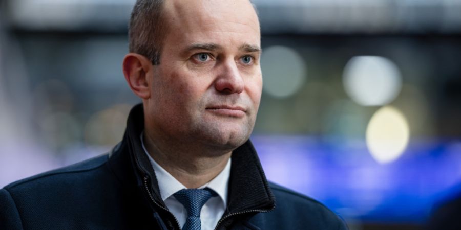 Der Luzerner Wirtschaftsdirektor Fabian Peter (FDP) muss der Kommission für Wirtschaft und Abgaben einen Zusatzbericht abliefern. (Archivaufnahme)