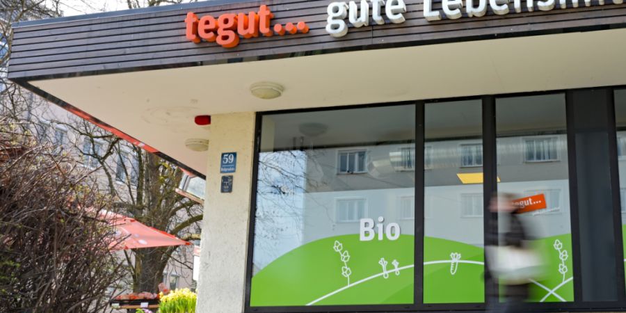 Die Migros hat die Freigabe für den Verkauf von 36 Filialen an Tante Enso erhalten. Der grösste Brocken steht aber noch aus. (Symbolbild)