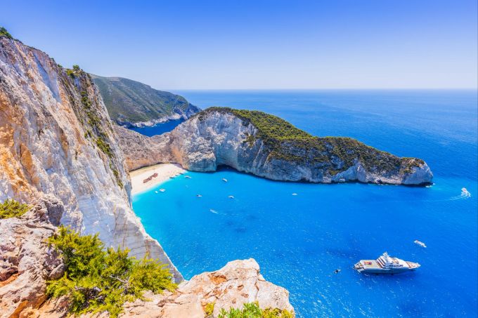 Die griechische Insel Zakynthos im Ionischen Meer ist ein bekanntes Reiseziel für Sommerurlauber. Zakynthos