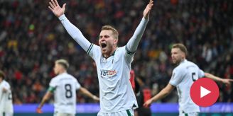 Wahnsinn in Köln - Gladbach trotz Elvedi-Patzer gerettet