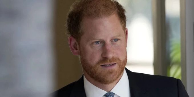 Prinz Harry will in seinem möglichen zweiten Buch einen sanften Ton anschlagen. Prinz Harry