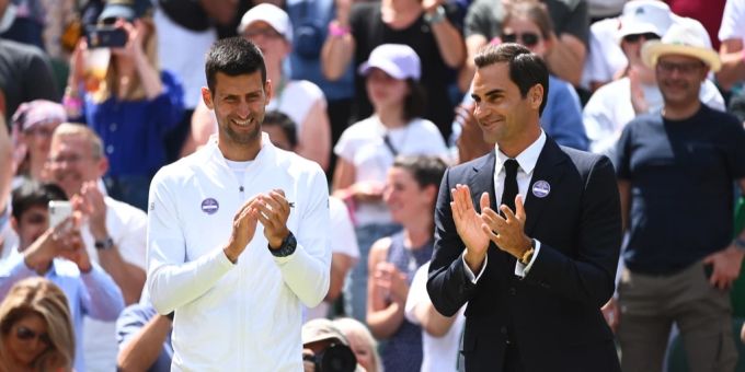 Roger Federer muss eine Bestmarke an Novak Djokovic (links) abtreten. Novak Djokovic