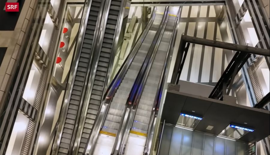 Ungewohnter Anblick: Der HB Zürich ohne Menschen.