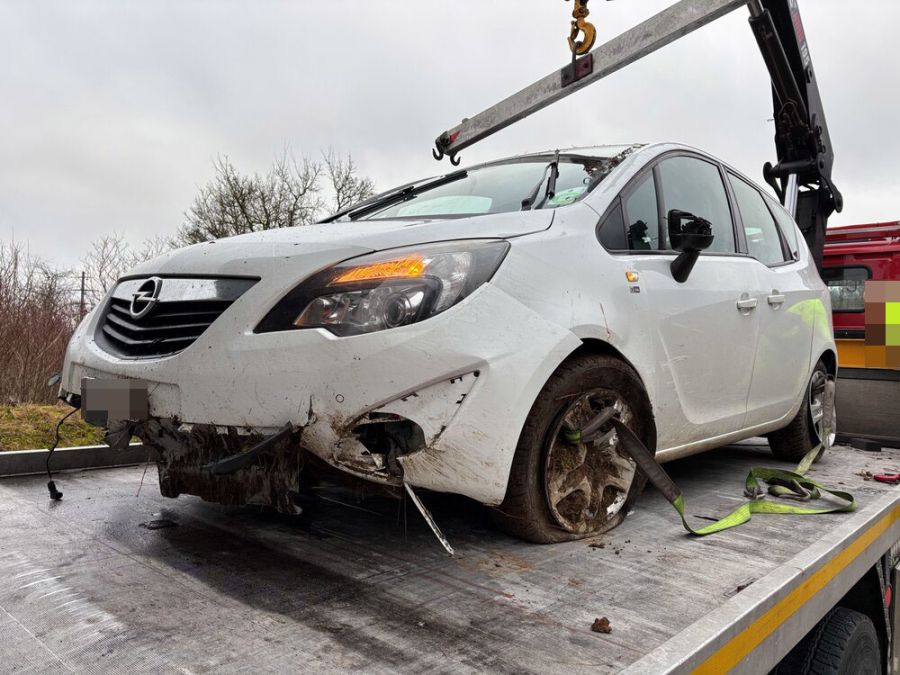 Das Auto musste abtransportiert werden.