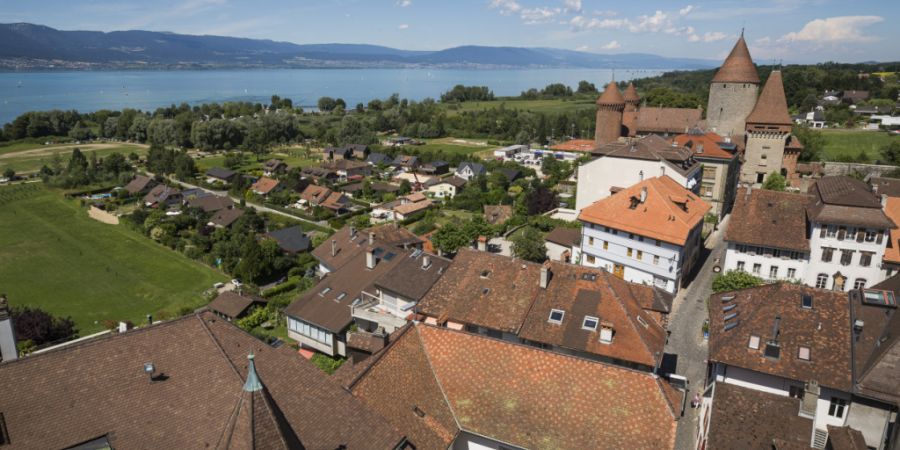 Das Städtchen Estavayer-le-Lac FR am Neuenburgersee erhält am Mittwoch Besuch vom Bundesrat. (Archivbild)