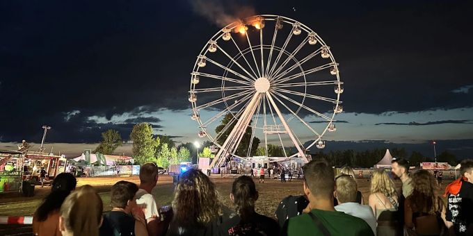 Festival in Leipzig - 25 Verletzte nach Brand eines Riesenrads