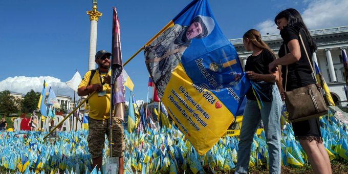 Präsident Selenskyj hat daran erinnert, wie lange die Ukraine schon von Russland angegriffen wird - seit der Besetzung der Halbinsel Krim 2014. (Archivbild) Präsident Selenskyj hat daran erinnert, wie lange die Ukraine schon von Russland angegriffen wird - seit der Besetzung der Halbinsel Krim 2014. (Archivbild)
