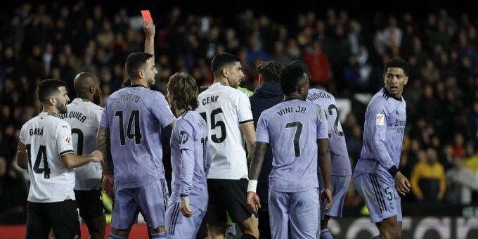 Die Partie zwischen Valencia und Real Madrid kann nicht wie geplant am Samstag durchgeführt werden. La Liga