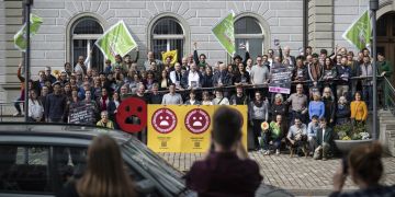 Delegierte protestieren gegen Autobahnausbau