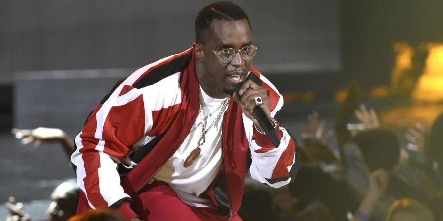 Mehr als 100 schwerwiegende Klagen lasten derzeit auf Rapper P. Diddy.