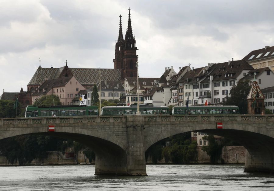 In der Rheinstadt Basel sind ganze acht Prozent der Bevölkerung verschuldet.