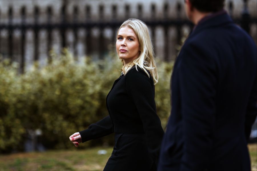 Nun meldet sich die Vorgängerin Karoline Leavitt zu Wort und urteilt über Zacharia.