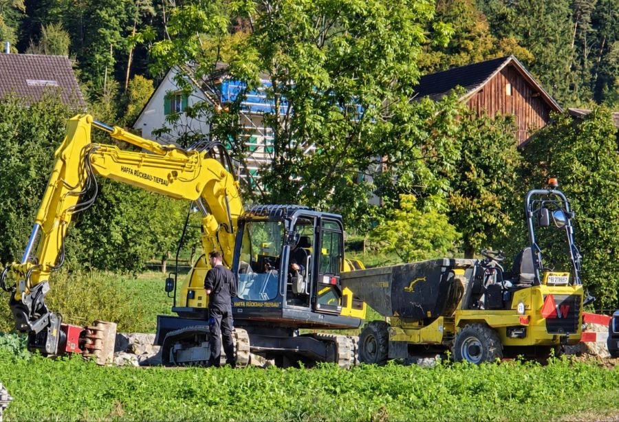 Auf 210 Meter entsteht derzeit ein neuer ökologischer Lebensraum in Weerswilen bei Weinfelden.
