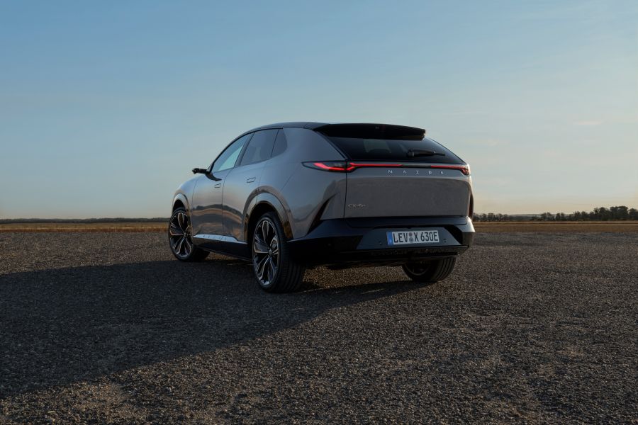 Mazda CX6e