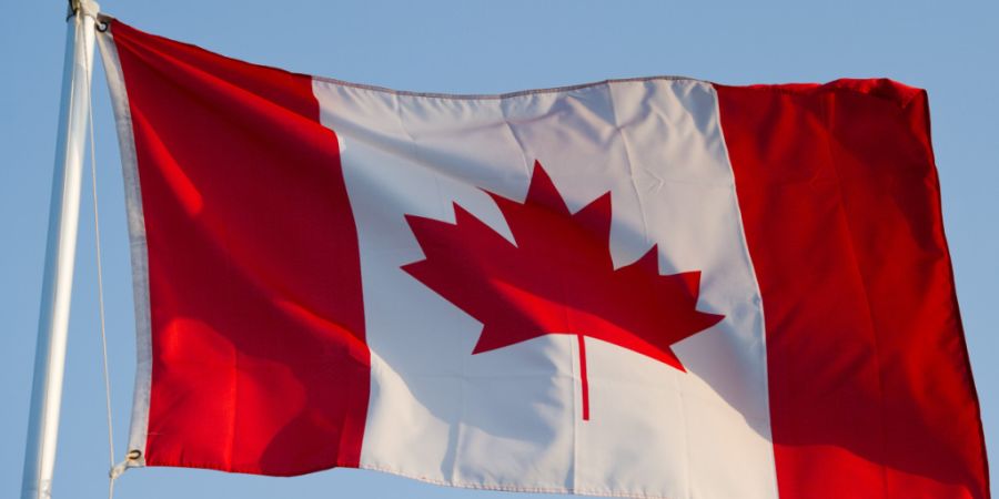 ARCHIV - FILE - The Canadian flag flies in Frankfurt an der Oder, Germany, 08 November 2011. Foto: Patrick Pleul/dpa