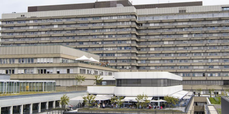 Das Universitätsspital Chuv in Lausanne, wo der Häftling verstarb. (Archivbild)