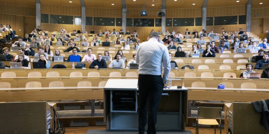 Im Kanton Aargau müssen Studierende seit Sommer 2018 ein Teil des Stipendiums beim Kanton als Kredit aufnehmen. Die Folgen entsprechen laut Regierungsrat «den Erwartungen»: weniger Sti...