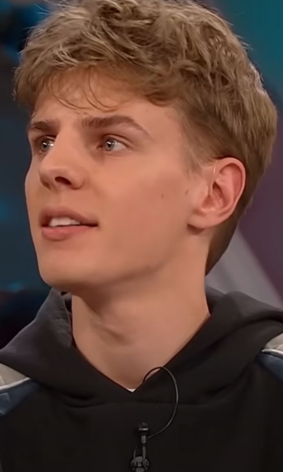 Der Content Creator Levi Penell sorgte mit seinem Vorschlag zu einem Social-Media-Verbot ab 60 Jahren für Furore.