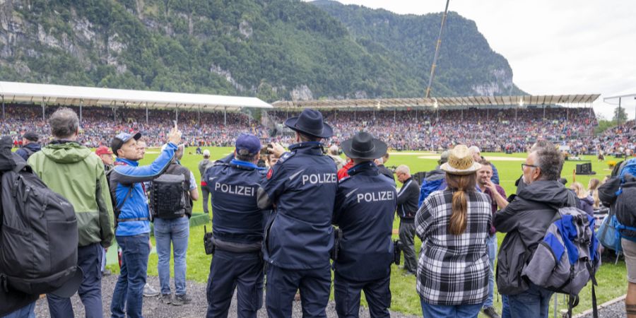 ESAF Mollis Polizei