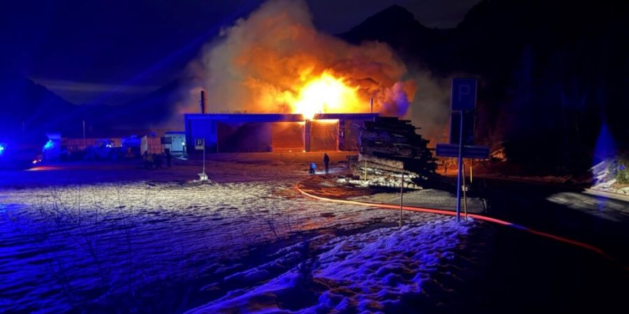 Das Holzheizkraftwerk in Malbun-Triesenberg hat am Dienstagabend gebrannt.