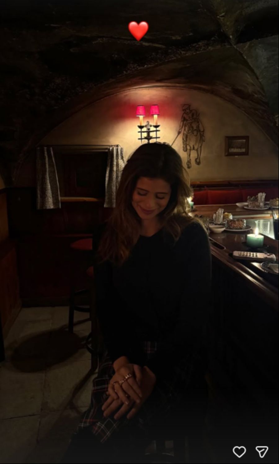 Mit Skilehrer Lucas Pinheiro Braathen geniesst Isadora Cruz die Zeit auch neben der Piste.