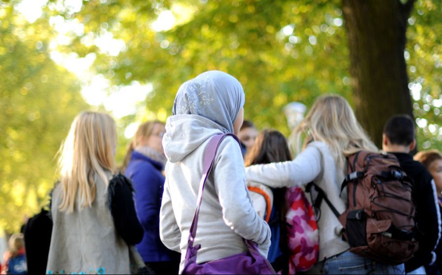 Das Thema Kopftuch sei schwierig, da verschiedene Grundwerte in einem Konflikt stünden, räumt die GLP ein.