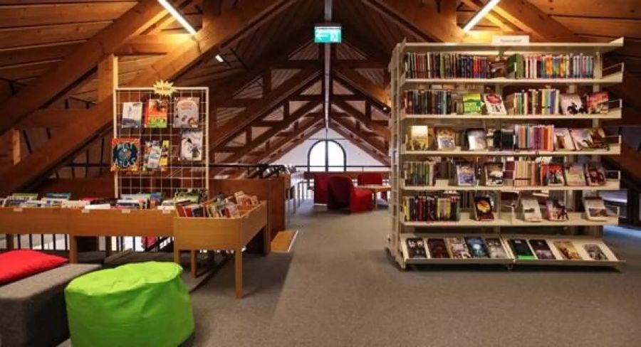Bibliothek Mönchaltorf