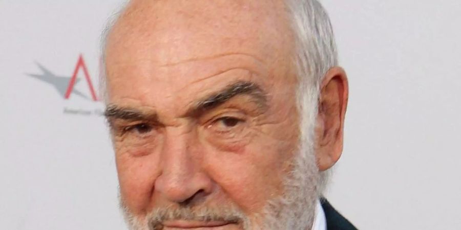 Sean Connery setzte sich beim Bond-Battle durch. Foto: Andrew Gombert/EPA FILE/dpa