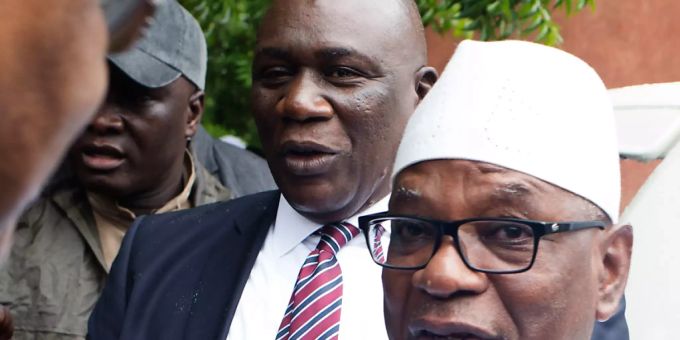 ARCHIV - Ibrahim Boubacar Keita, Präsident von Mali, kommt zu einem Wahlbüro, um seine Stimme bei der zweiten Wahlrunde der Präsidenschaftswahlen abzugeben. Foto: Annie Risemberg/AP/dpa ARCHIV - Ibrahim Boubacar Keita, Präsident von Mali, kommt zu einem Wahlbüro, um seine Stimme bei der zweiten Wahlrunde der Präsidenschaftswahlen abzugeben. Foto: Annie Risemberg/AP/dpa
