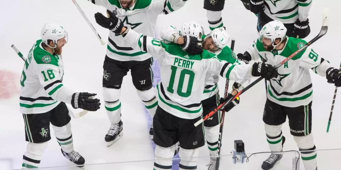 Die Dallas Stars verlieren gegen die Vegas Golden Knights. Dallas Stars