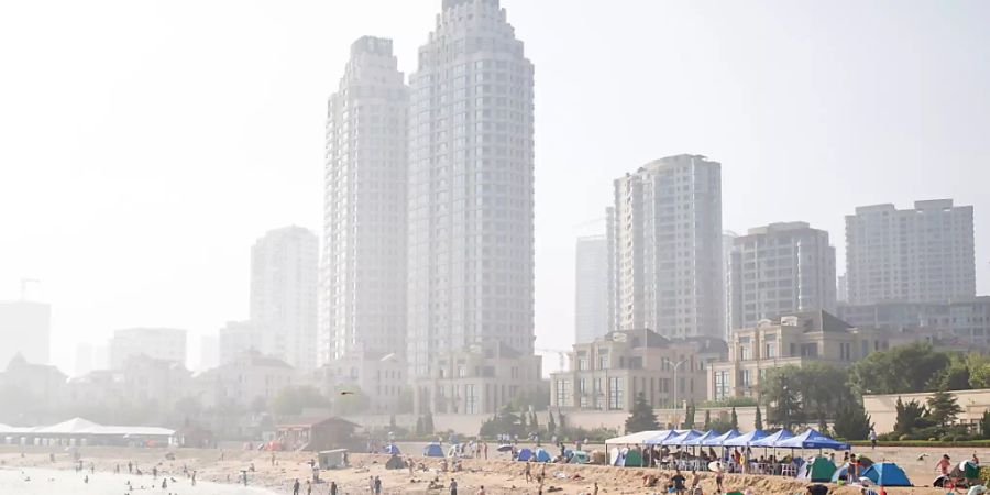 In der chinesischen Tourismus-Hochburg Dalian sind nach Coronavirus-Infektionen zahlreiche Flüge gestrichen worden. (Archivbild)